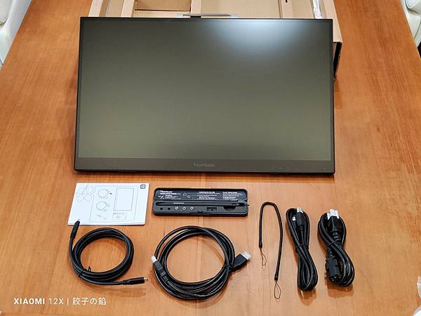 [ 開箱 - 多工螢幕 ] ViewSonic 24吋 手寫觸控顯示器 ID2456